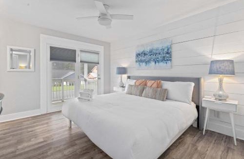Mount Pleasant House | The Costal Haven - 5 Min Beach, 15 Min to DT