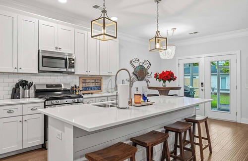 Charleston House | The Crab House: Built 2022. Huge property. Arcade.