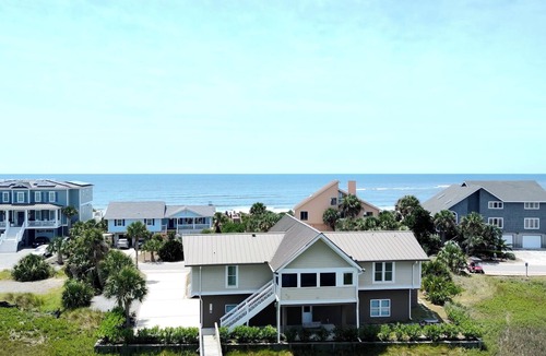 Saint Helena Island House | The Dockside Oasis: Newly Renovated 5 Bedroom Home, Scenic Marsh Views Sleeps 15