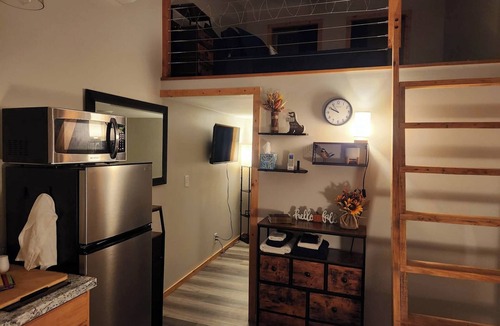 Winnsboro Apartment | The Doohickey Hideaway - Call it whatever - but you’ll call it home!