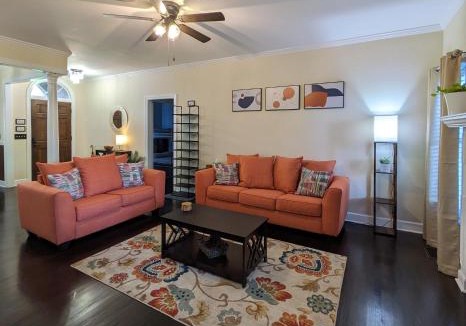 Huntcliff House | The Elizabeth