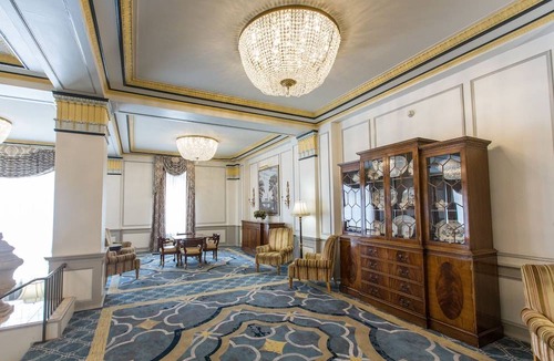 Downtown Charleston Hotel | The Francis Marion Hotel