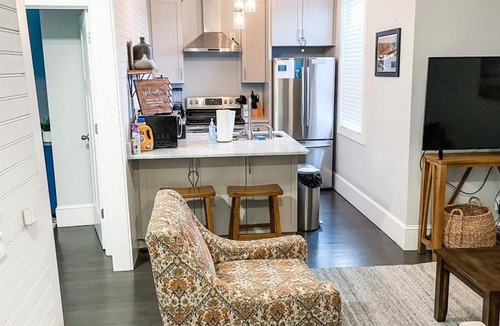 Cannonborough Elliotborough House | The Julep Suite at Morrison Manor
