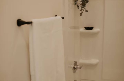Camden Apartment | The Kirkwood Suite