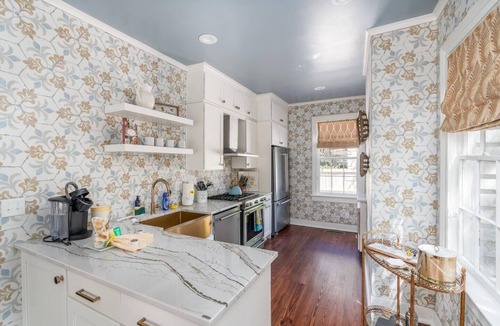 Downtown Charleston House | The Nectar Suite | True Historical Treasure