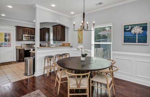 Shandon House | The Palmetto Pad - Close to DT