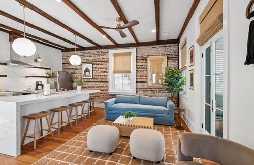 Charleston Historic District Apartment | The Plunge at King Street w/Private Pool