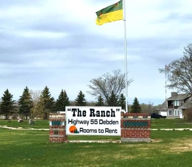 Debden House | The Ranch Highway 55