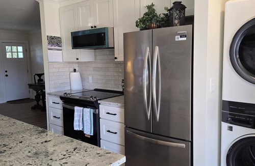 Aiken Cottage | The Roost -3 Beds - Downtown Horse Venues - Historic Aiken