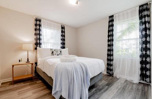 Irmo House | The Royal Retreat
