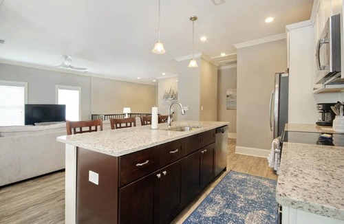North Litchfield Beach House | The Starfish: Near Huntington Beach State Park
