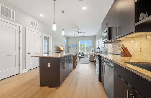 Summerville Apartment | The Summet II Vibe 8794