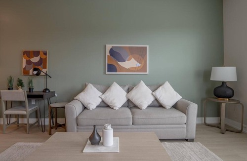 Summerville Apartment | The Summet III Vibe 8795