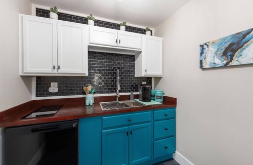 West Ashley House | The Wespanee Wave - The Perfect Couples Getaway