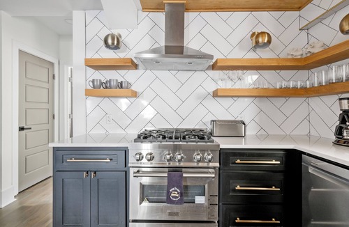 Westside House | The West Grand | Luxurious Design | Pet Friendly