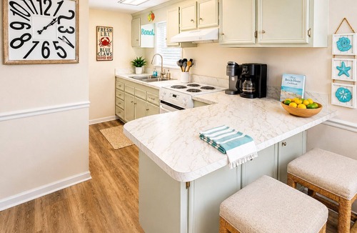 Surfside Beach House | Tidewater Sol Sunny Coastal Escape + Golf Cart in Ocean Lakes