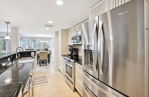 South Beach Villa | Townhome in Sea Pines | Steps to Beach and Marina!