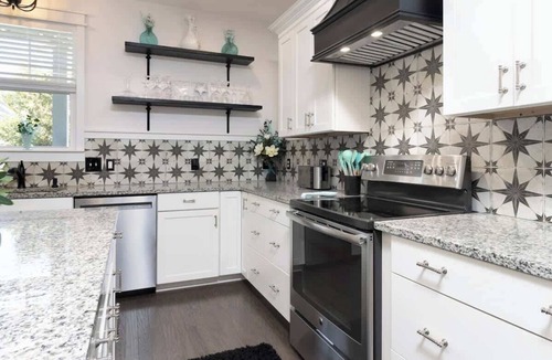 Bluffton House | Townhouse In Heart of Historic Old Town Bluffton