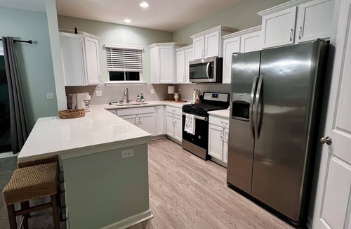 Port Royal House | Tranquil 3-bedroom 2.5 bathroom open-concept house in charming Port Royal