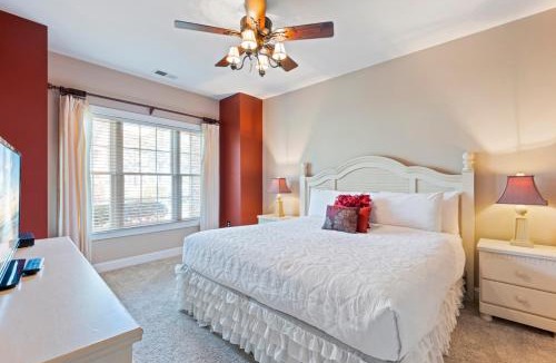 Central Myrtle Beach Apartment | Tranquil 3BR Condo in Magnolia Pointe near Myrtlewood Golf Resort