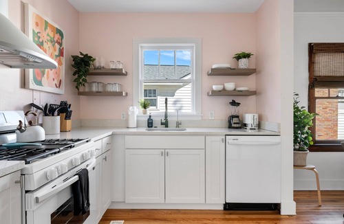 North Charleston House | Tranquil Space in Park Circle | The Lotus Petal