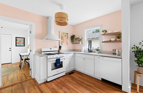 North Charleston House | Tranquil Space in Park Circle | The Lotus Petal