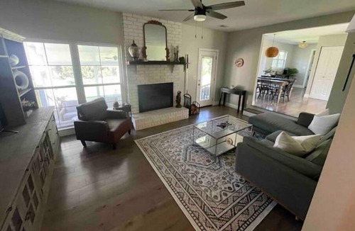 West Ashley House | Updated Lakeside Retreat