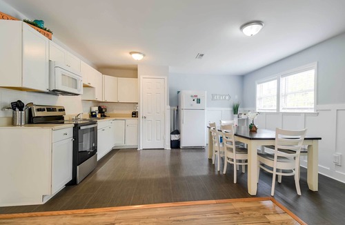 Atlantic Beach House | Walk to Atlantic Beach: Family Gem w/Fenced Yard