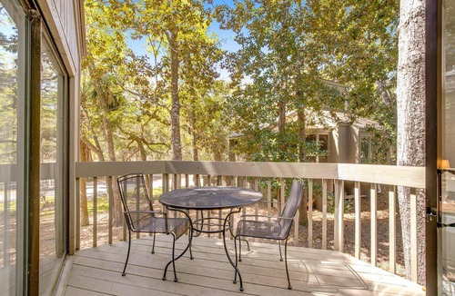 Ocean Ridge House | Walk to Beach 2BR with loft Condo on Beautiful Edisto Beach, SC