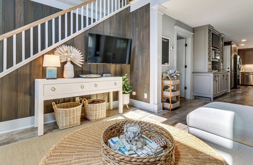 Bluffton House | Walk to Old Town Bluffton! Family Home w/Balcony