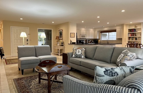 Baynard Oaks House | Walk to RBC Heritage course. Reduced winter Rates. Pet friendly, pool.