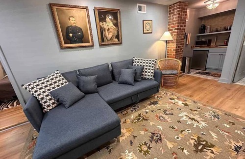 Charleston Apartment | Walkable Gem Downtown Near King Street