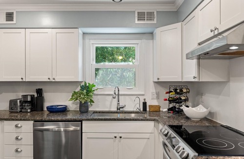 West Ashley House | Warm and Bright 4BR Home near Downtown Charleston