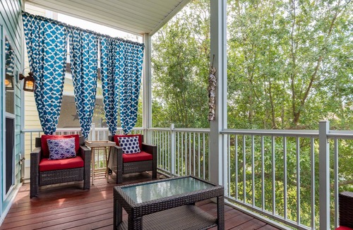 Waters Edge House | Water's Edge 101 - 3BR/3BA Updated Townhome - Pool - Fishing Dock
