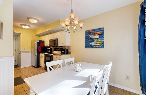 Kiawah Island Condo | Waterfront Family Retreat with Pond Views - Close to Tennis and Golf - Dogs Welcome