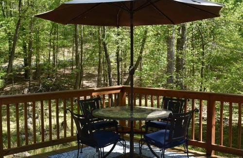 Troutman House | Waterfront LKN Hideaway Relax & Recharge