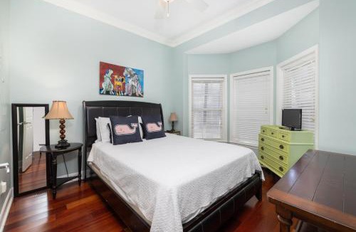 Waters Edge House | Waters Edge 088 - A Blue Heaven