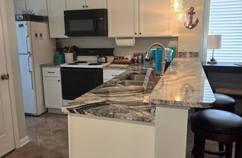 North Myrtle Beach Condo | Waterway Condo Getaway near Ocean - Sleeps 6