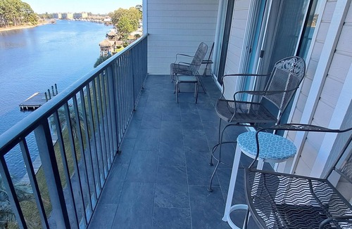 Socastee Condo | Waterway front 2-BR 2 bath condo Boat Ramp & Dock Tennis, Pool Myrtle Beach