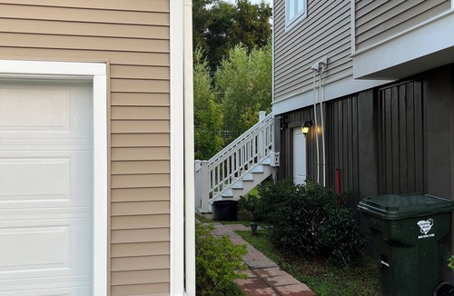 Charleston Apartment | We are 4.8 driving miles from Shipyard Park.
