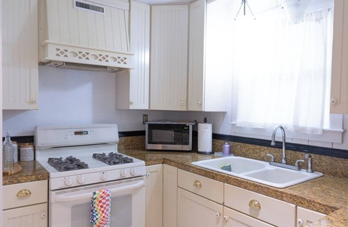 Sunset Point Cottage | Welcome to Rainbow at Folly House – Your Beachside Retreat Near Charleston!