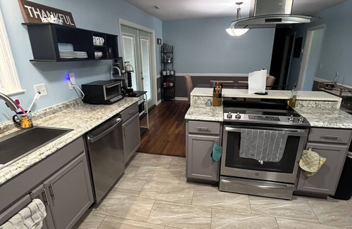 West Ashley House | West Ashley vacation home 11 minutes from Port of Charleston Cruise Terminal