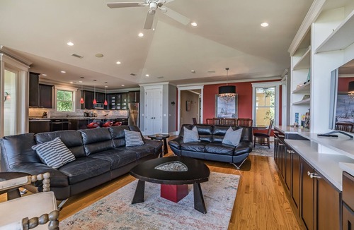 Sweetgrass House | “What a View!” Pet Friendly - Amazing marsh views, Golf cart included - 160 Davis Love