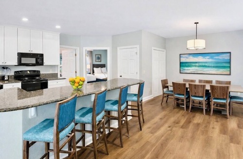 Ocean Drive Cottage | Wyndham at The Cottages - 3BR Suite - Sleeps 10 - Resort Pools, & Beach Access