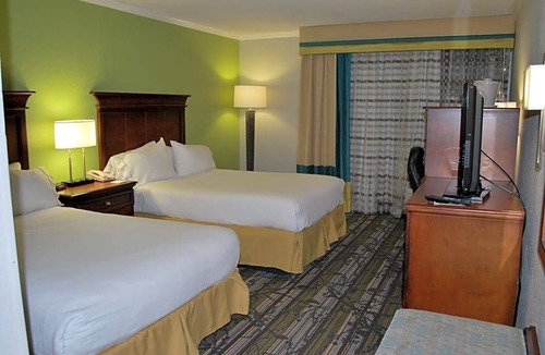 Summerville Hotel | Wyndham Garden Summerville