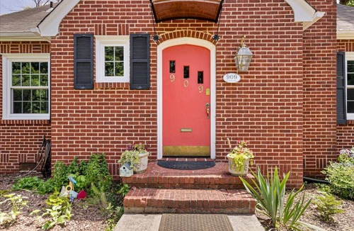 Greensboro Condo | Your Mom’s Place Downtown Greensboro - Two Private Bedrooms