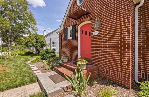 Greensboro Condo | Your Mom’s Place Downtown Greensboro - Two Private Bedrooms