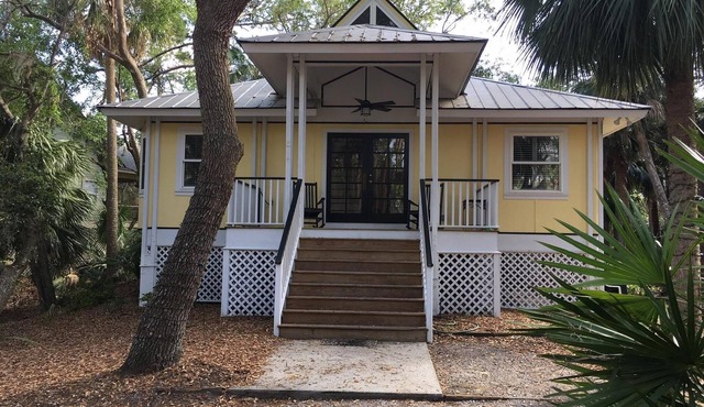 1 Fiddlers Cove. Pet friendly and golf cart included.