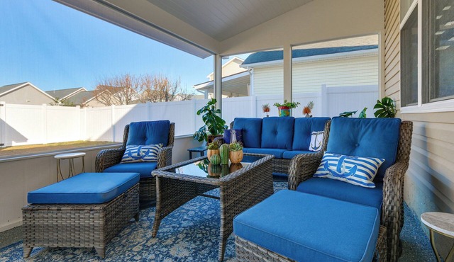 1 Mi to River! Relaxing Family Home in Bluffton