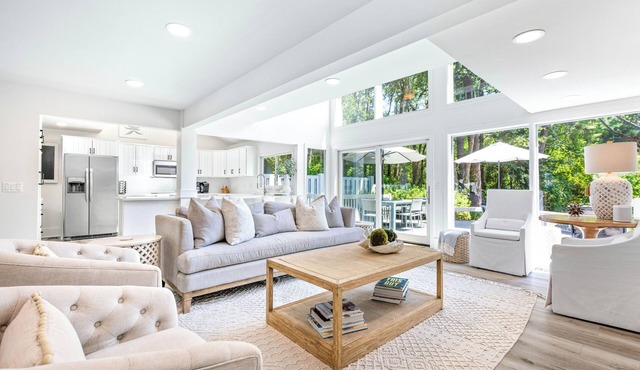 11 Gunnery Lane: Sea Pines